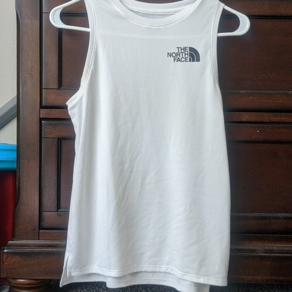 North face muscle tank